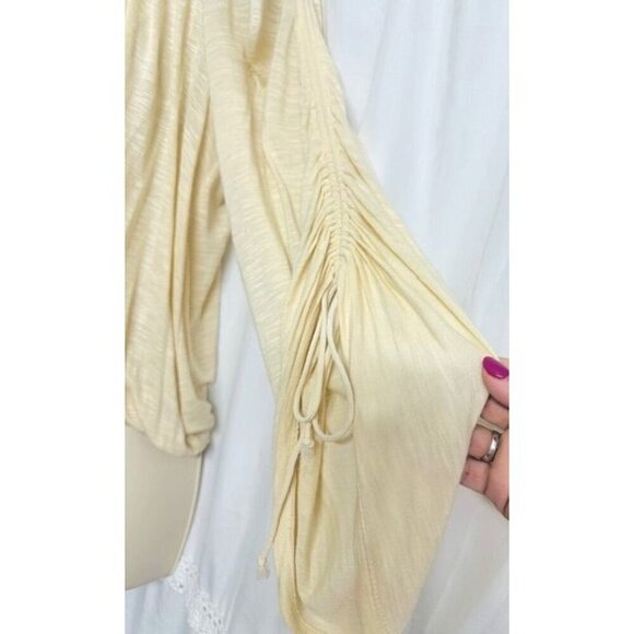 Free People Off-Shoulder Ruched Sleeve Bohemian Feminine Cream Open Back Top XS - Picture 3 of 8